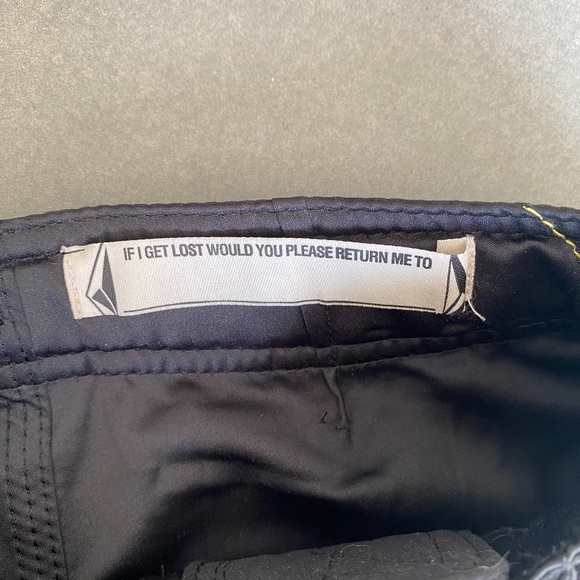 NWT Volcom Swim Trunks - Picture 8 of 10